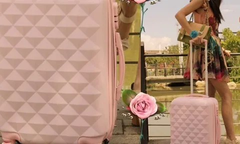 Trắc nghiệm tâm lý: Chọn một chiếc vali, khám phá hành trình cuộc đời bạn đang hướng tới