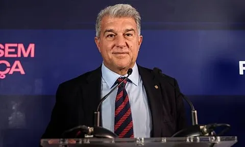 Laporta dẫn đầu cuộc bầu cử Barca với cách biệt lớn