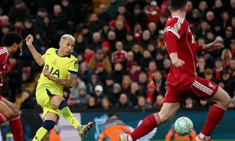 Bản lĩnh đua trụ hạng của Richarlison cứu rỗi Tottenham