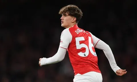 Arsenal bước vào "cuộc chiến" bảo vệ viên ngọc quý Max Dowman