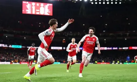 Michael Owen tin Man City không đủ giỏi để vượt mặt Arsenal