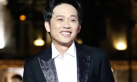 Nghệ sĩ Hoài Linh bị bắt gặp xuất hiện một mình ở bệnh viện