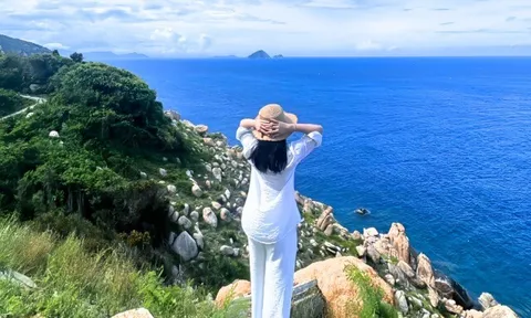 Hòn đảo “hot rần rần” trên MXH ở Khánh Hòa: Khung cảnh tựa trong truyện tranh, đi đến đâu chụp ảnh cũng đẹp