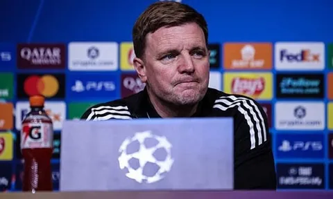 Eddie Howe không e sợ áp lực khi tái đấu Barcelona