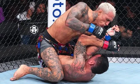 Charles Oliveira sẵn sàng làm 'kép phụ' cho UFC White House, HLV đáp trả gay gắt chỉ trích