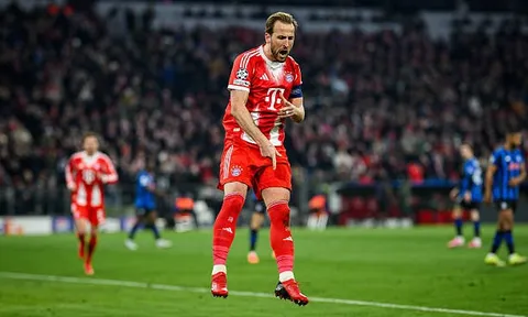 Đêm lịch sử của Bayern Munich vinh danh 2 kỷ lục gia