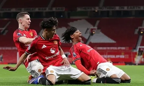 Man Utd chờ đợi "Rooney mới" từ cái tên JJ Gabriel