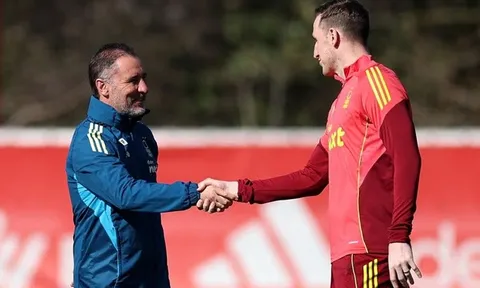 Forest đón cú hích Chris Wood trước thềm Europa League