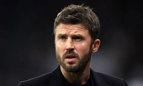 Đấu Bournemouth, HLV Carrick giải bài toán pressing ra sao?