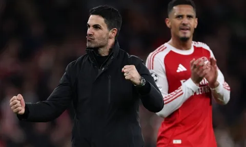 Khi Arsenal chọn làm kẻ phản diện để lật đổ Man City