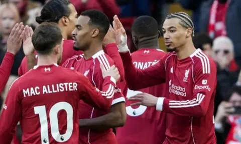 Soi trận Brighton vs Liverpool: The Kop quyết thắng để bám đuổi Top 4