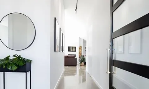 Người xưa dặn: Cửa chính tránh đặt đối diện 3 thứ này kẻo tài lộc đứt đoạn, của cải nhanh chóng tiêu tan