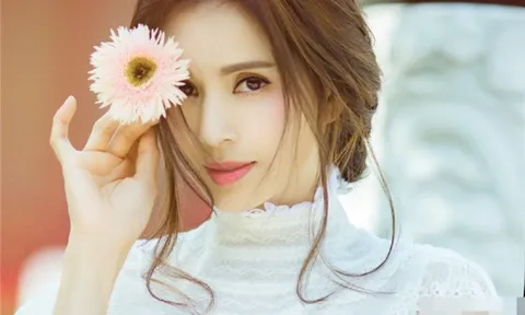 Phụ nữ sinh vào 3 giờ này dễ có hậu vận giàu sang, 'càng già càng phất'