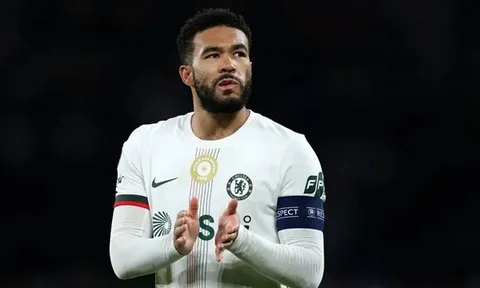 Liam Delap hé lộ tình hình chấn thương của Reece James
