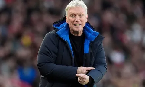 Moyes đòi công bằng cho Everton sau khi Chelsea thoát án trừ điểm