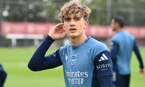Hai sao Arsenal khiến thần đồng Max Dowman nể phục