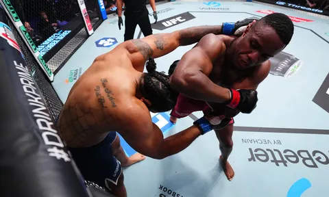 Felipe Franco và bài học từ Jailton Almeida: 'UFC muốn thấy máu, không phải những chiến thắng tẻ nhạt'