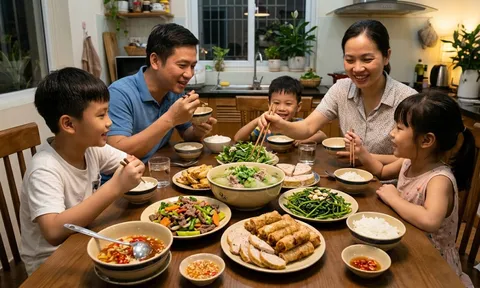 Muối ăn: 4 loại quen thuộc nhiều người dùng mỗi ngày nhưng tiềm ẩn rủi ro sức khỏe