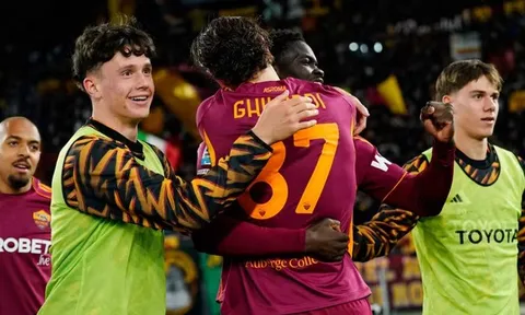 Hạ Lecce, Roma cắt mạch 5 trận không thắng
