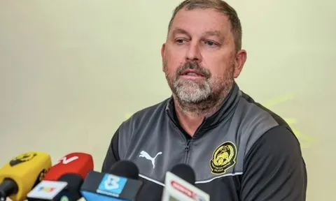 HLV Malaysia vẫn mơ dự World Cup sau bê bối nhập tịch
