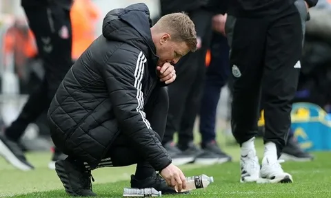 Thảm họa derby vùng Đông Bắc nhấn chìm Eddie Howe