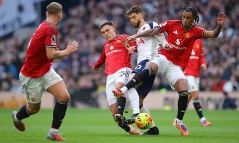 Tiết lộ bất ngờ: Man Utd mua Manuel Ugarte để dọn đường đón Leny Yoro