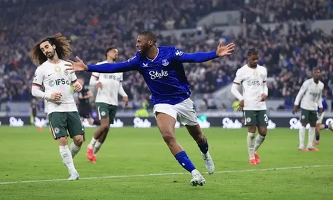 Màn vùi dập Chelsea giúp Beto nhận Cầu thủ xuất sắc nhất tuần