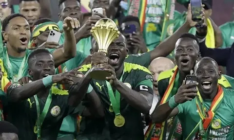 Phẫn nộ vì mất AFCON, Senegal kiện thẳng CAS