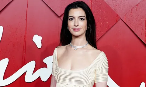 Bí quyết trẻ lâu của Anne Hathaway: 4 thói quen đơn giản giúp nhan sắc “đi ngược thời gian”