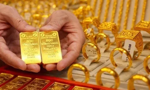 Giá vàng hôm nay 24/3: Vàng trong nước lao dốc, “bốc hơi” 5–7 triệu đồng/lượng