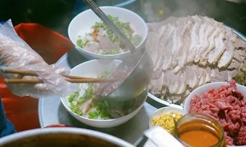 10 “quán ruột” của hội cú đêm Hà Nội, toàn món siêu rẻ siêu ngon quanh phố cổ, tha hồ thưởng thức