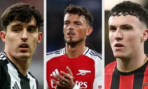 Arsenal nhắm mua Livramento phòng hờ mất Ben White