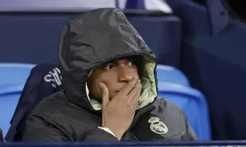 Real Madrid sa thải đội ngũ y tế vì kiểm tra nhầm đầu gối Mbappe