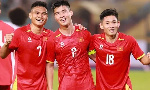 Việt Nam thắng áp đảo Bangladesh 3-0 ngày ra mắt Hoàng Hên