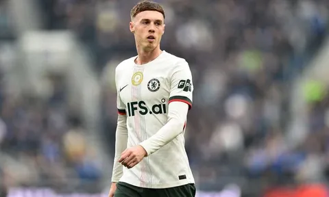 Petit nói thẳng viễn cảnh Cole Palmer cập bến Man Utd