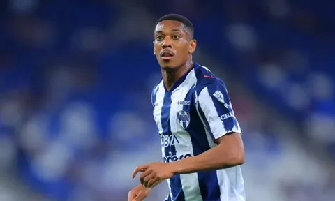 Gây gổ với HLV, Anthony Martial bị cấm tập cùng đội một