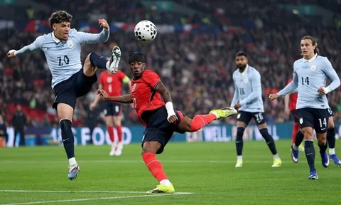 MU săn hậu vệ 34,7 triệu bảng chia lửa cho Luke Shaw