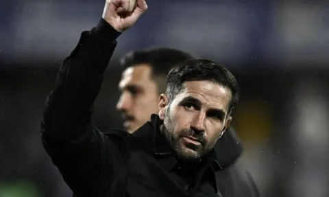 Cesc Fabregas đang một tay phá nát sự bảo thủ của Serie A