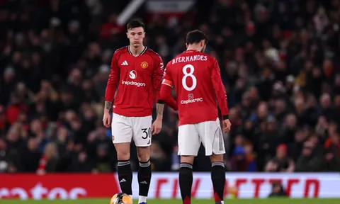 Nicky Butt chê Sesko chưa đủ trình đá Champions League