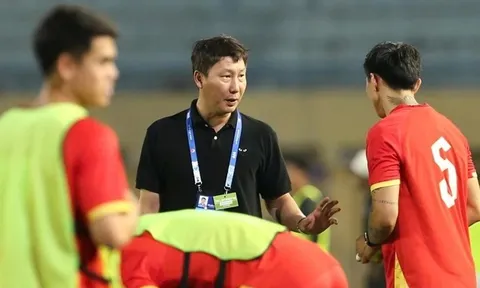 Ma thuật Kim Sang-sik và bộ mặt mới của tuyển Việt Nam