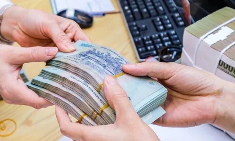 Lương cơ sở dự kiến tăng 8%: Người lao động được hưởng gì?