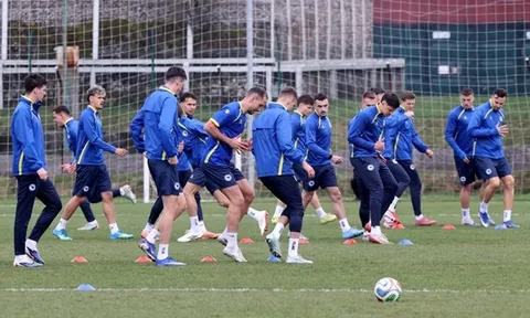 Italy bị tố cử binh lính quay lén buổi tập của tuyển Bosnia