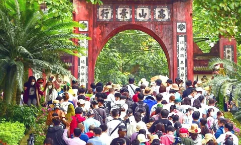 Lịch nghỉ lễ 2026: Không hoán đổi Giỗ Tổ Hùng Vương và 30/4 - 1/5, người lao động nghỉ thế nào?