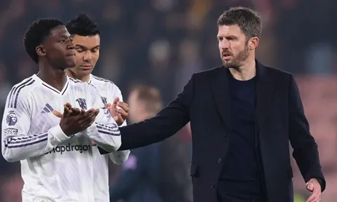 Tại sao Michael Carrick thành công nơi Ruben Amorim thất bại?