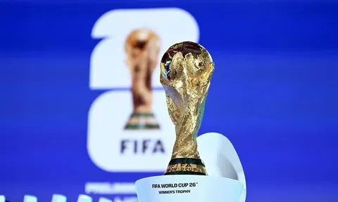 Iran nguy cơ rút lui, cửa dự World Cup mở lại với Italy