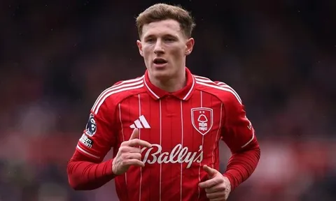 Man Utd nguy cơ hụt Elliot Anderson vào tay Newcastle