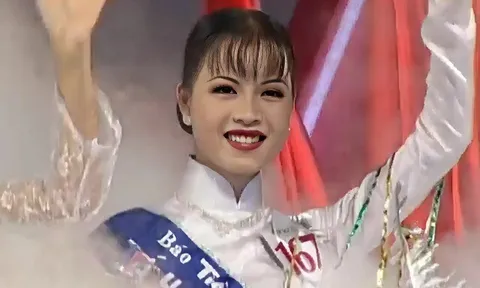 Á hậu Việt Nam được mệnh danh "Hoa hậu tự tạo vương miện", suốt 13 năm bị hiểu nhầm về thân thế của mẹ ruột