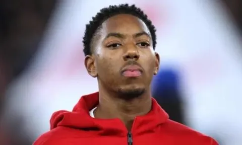 Arsenal thách giá cực khủng vụ Lewis-Skelly với Man Utd