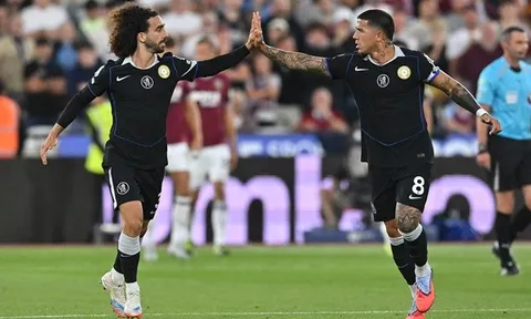 Chelsea đối mặt mùa hè sinh tử sau những rạn nứt nội bộ