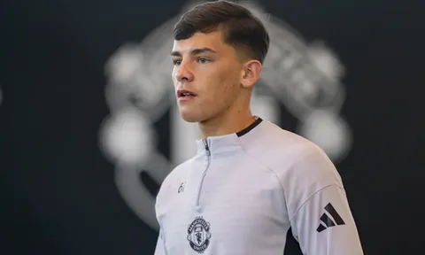 Ghi 8 bàn sau 9 trận, "Messi vùng Merseyside" lên đội một MU